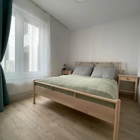 Misvest Porto Nadmorska 33 וובה