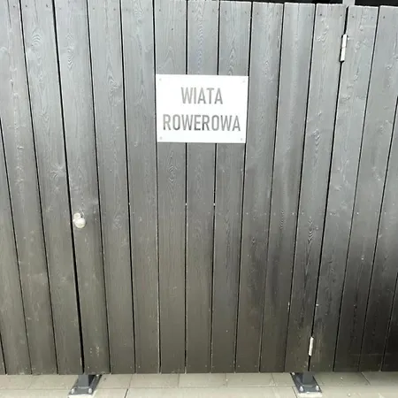 Misvest Porto Nadmorska 33 * 웨바